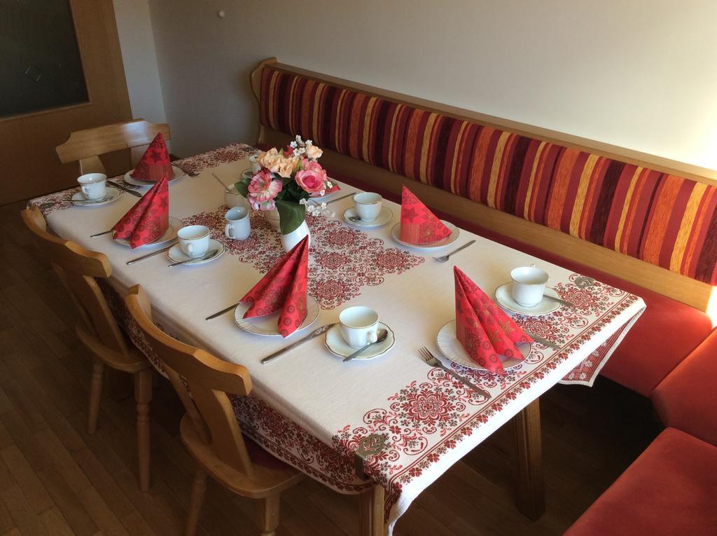 Apartmán Haus Erika Wagrain Pokoj fotografie